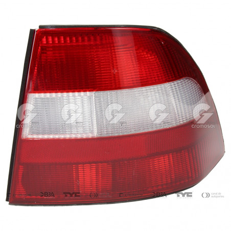 FARO DE LUZ PRINCIPAL (TRASERO) HT 4243/10D