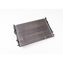 RADIADOR DE AGUA RENAULT 82...