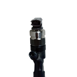 INYECTOR DE COMBUSTIBLE (DIESEL) DENSO 9709500776