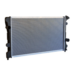 RADIADOR DE AGUA DENSO BC261470-2070