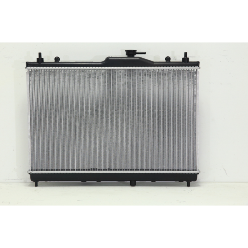 RADIADOR DE AGUA DENSO BC422136-6760